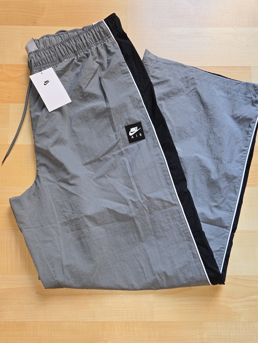 NWT Mens NIKE Track Pant